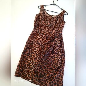 Basic addition animal print dress